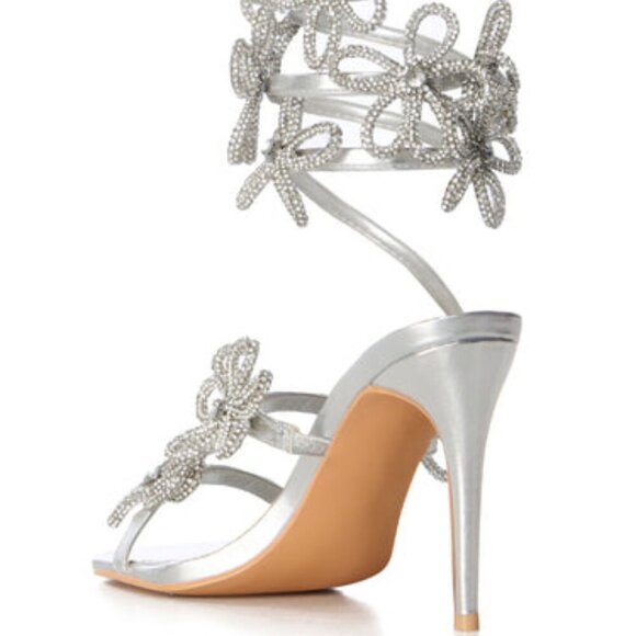 AZALEA WANG"SCULPTED PERFECTION" SILVER FLOWER EMBELLISHED COIL SANDAL(BRAND NEW - Picture 4 of 11